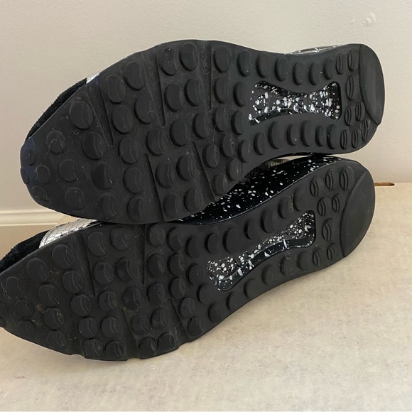 Steve Madden Men's Ridge Black & Silver Leather Sneakers Size 10M - Picture 9 of 9